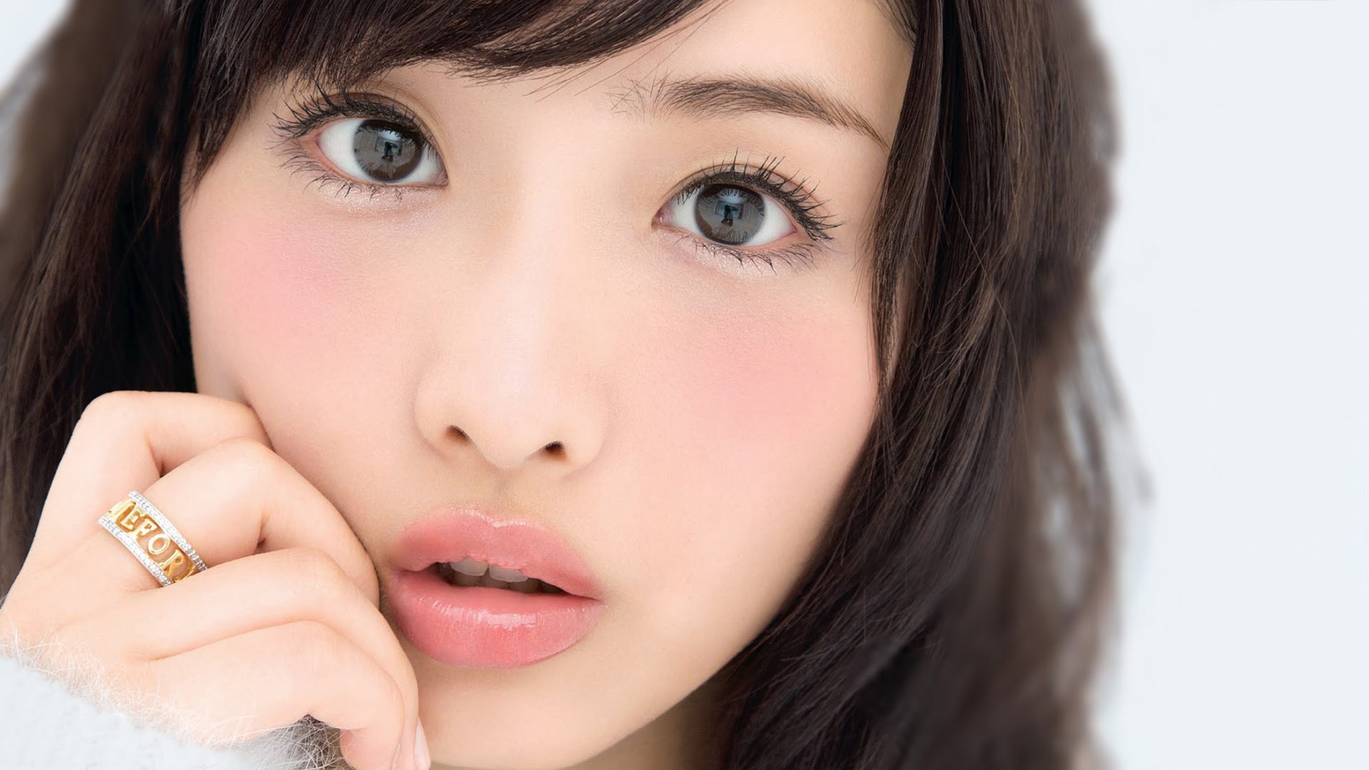 石原さとみの恋愛遍歴がスゴい 熱愛が噂された歴代彼氏ランキング 石原さとみの恋愛遍歴がスゴい 熱愛が噂された歴代彼氏ランキング